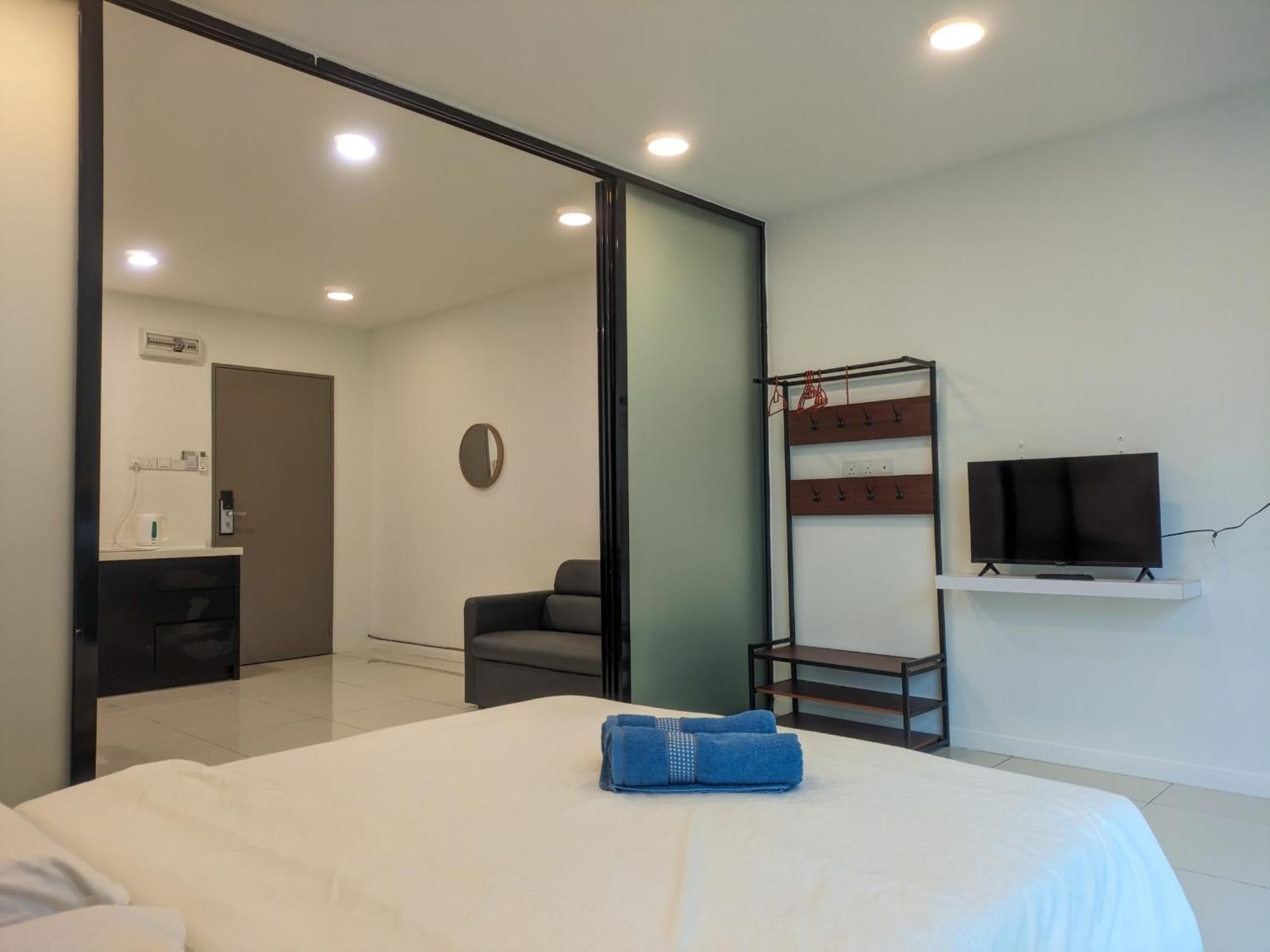 Jc Suites @ Sutera Avenue Kota Kinabalu Exteriör bild
