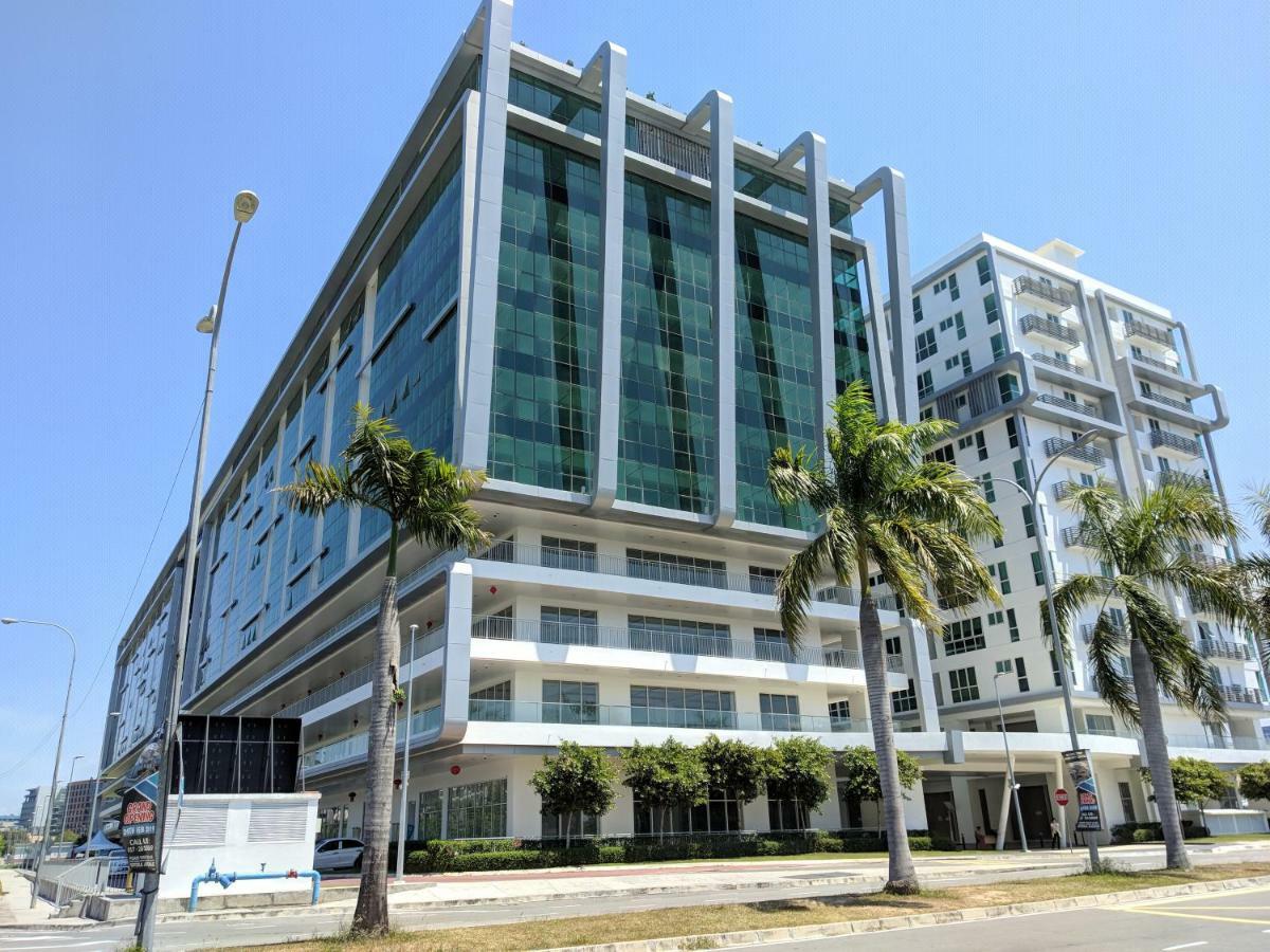 Jc Suites @ Sutera Avenue Kota Kinabalu Exteriör bild